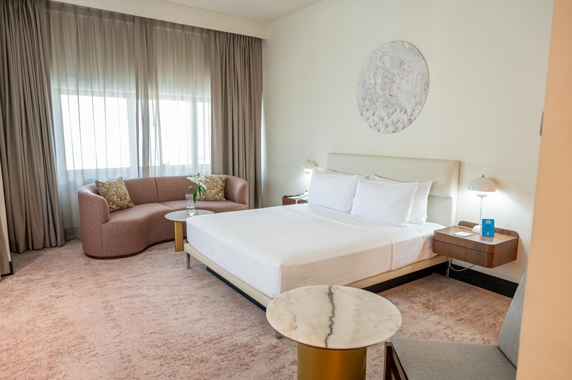 Majestic Cove Hotel - Formerly Le Meridien Fairway ดูไบ ภายนอก รูปภาพ