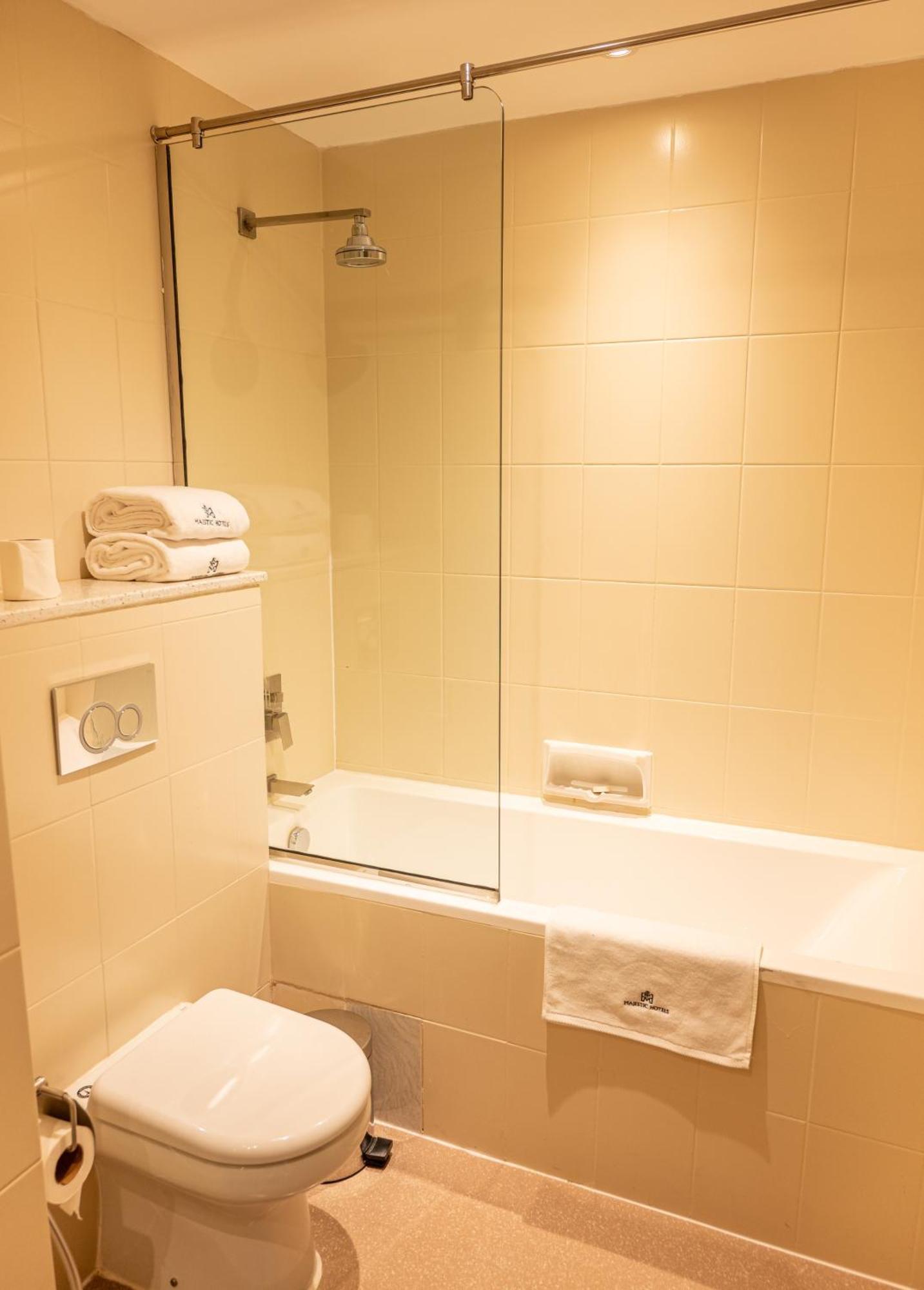 Majestic Cove Hotel - Formerly Le Meridien Fairway ดูไบ ภายนอก รูปภาพ