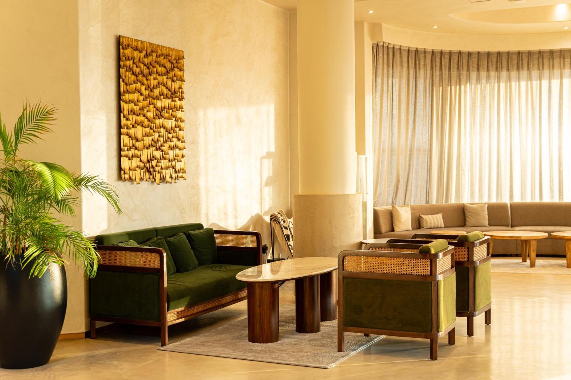 Majestic Cove Hotel - Formerly Le Meridien Fairway ดูไบ ภายนอก รูปภาพ