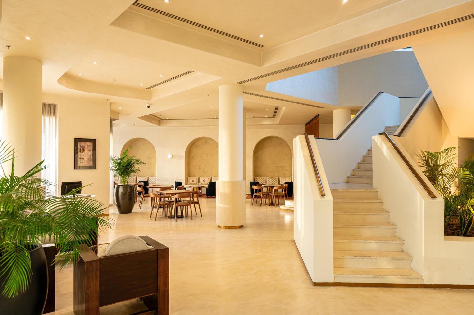 Majestic Cove Hotel - Formerly Le Meridien Fairway ดูไบ ภายนอก รูปภาพ