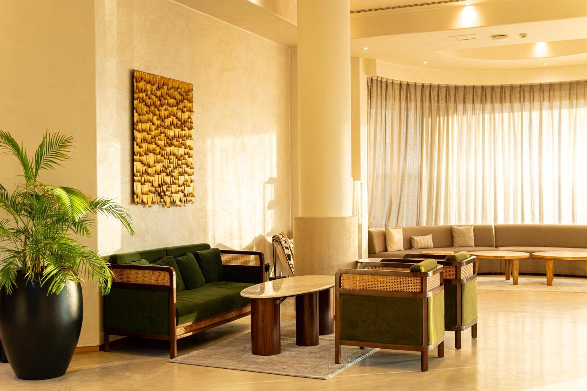 Majestic Cove Hotel - Formerly Le Meridien Fairway ดูไบ ภายนอก รูปภาพ