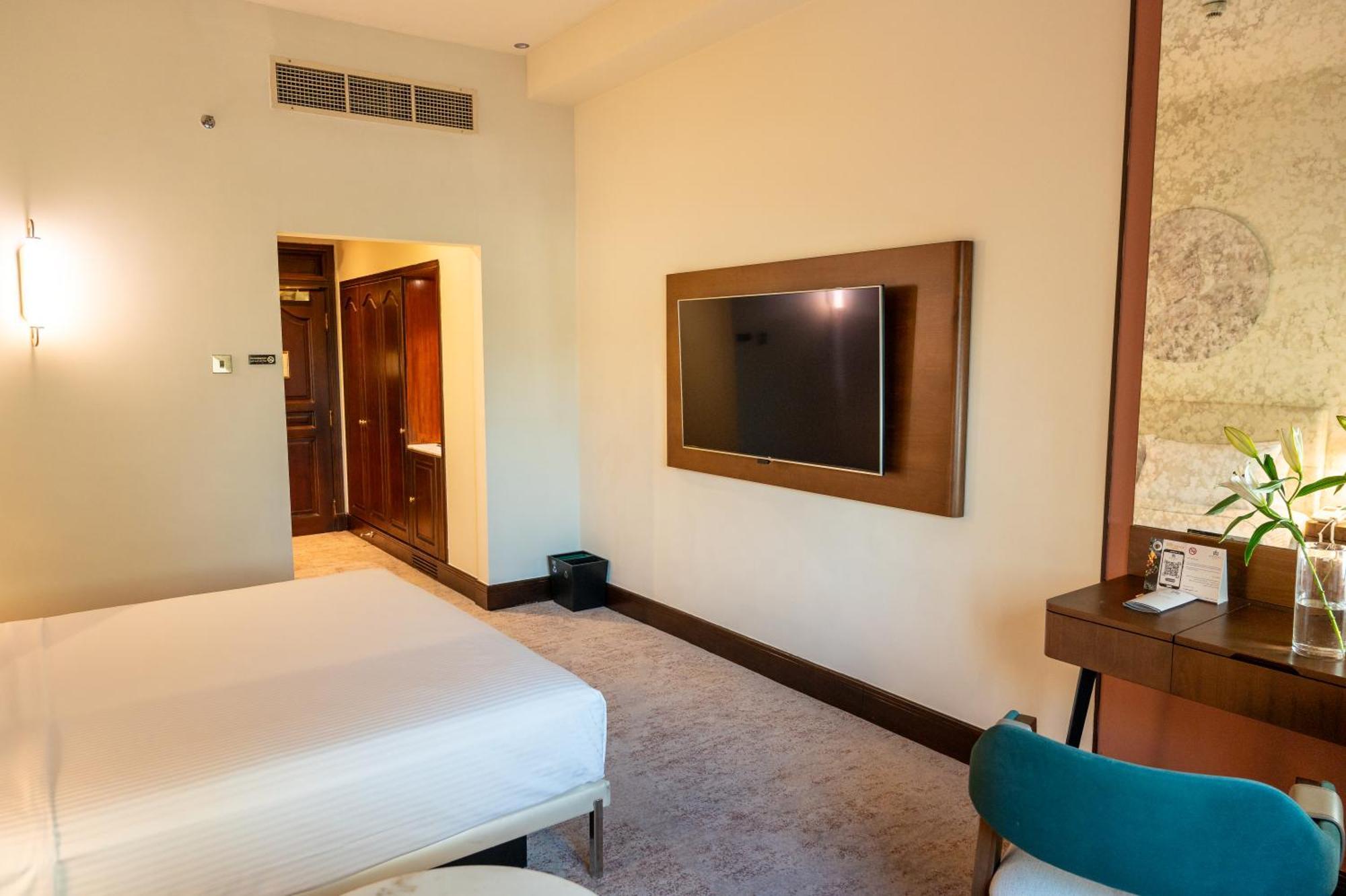 Majestic Cove Hotel - Formerly Le Meridien Fairway ดูไบ ภายนอก รูปภาพ